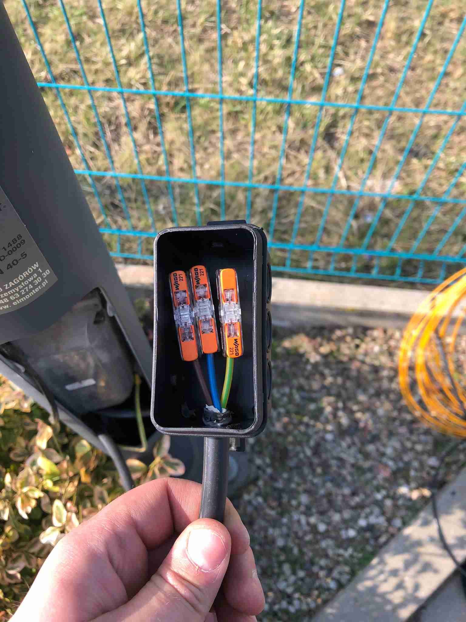 Monitoring terenu otwartego - kamera na dedykowanym maszcie